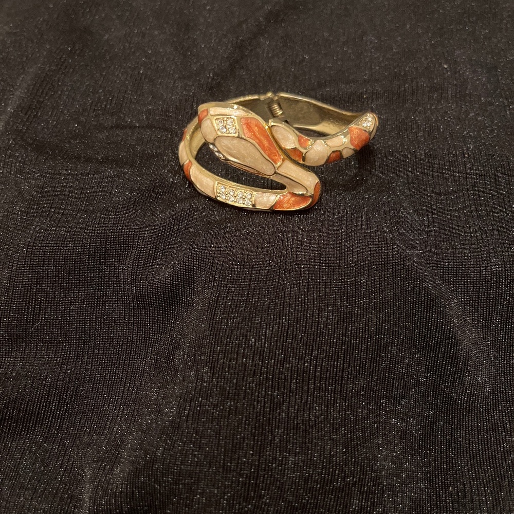 Snake bracelet
